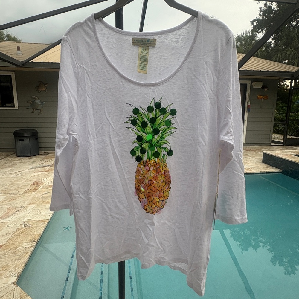 NWT, Caribbean Joe White, Pineapple, Large Petite 3/4 Sleeve Tee with Sequins